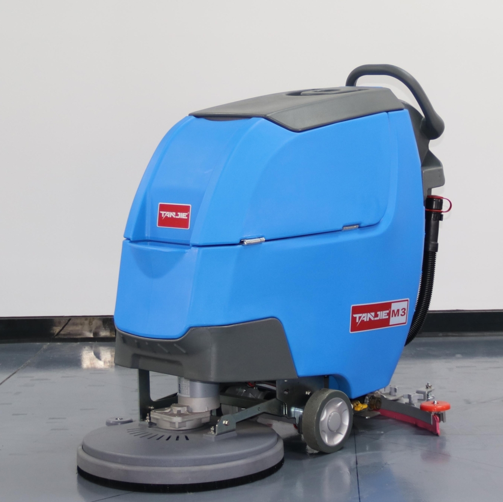 Fregadora de suelos autopropulsada M3