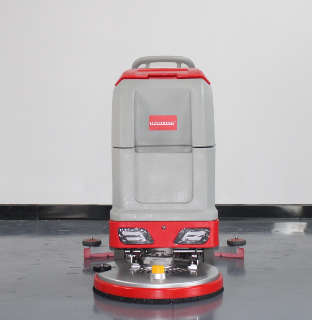 Máquina fregadora de suelos de empuje manual X500